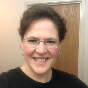 Meet your Posher, Denae